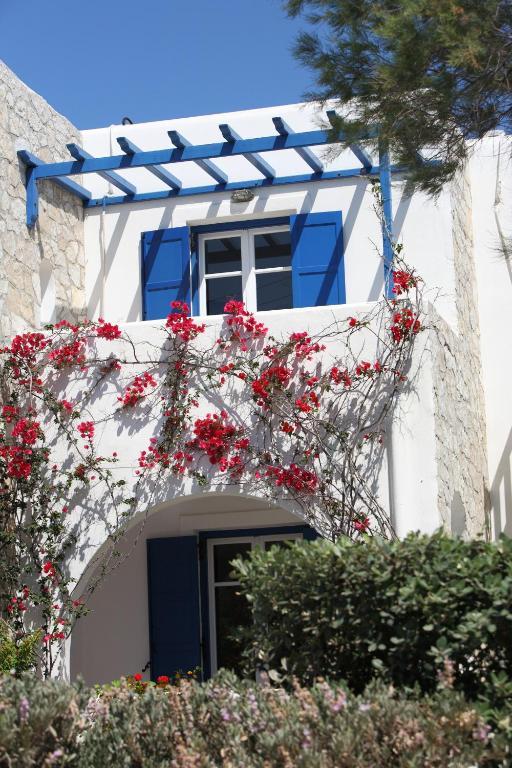 Paros Inn Logaras Buitenkant foto